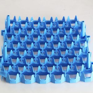 Staggered Incubator Tray with Bumpers